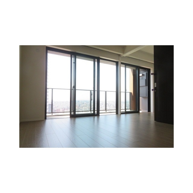 シティタワー新宿32階 内観