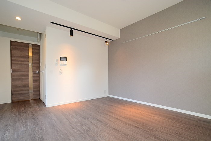 ステージグランデ新中野アジールコート3階 ※カラータイプは白です