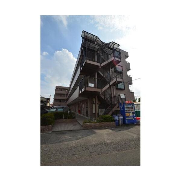 エステート吉武111号室 外観