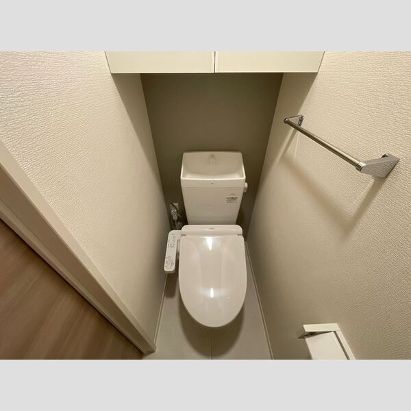 セレスティア西新井 トイレ(温水洗浄暖房便座付)