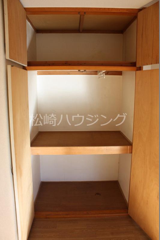 ハイツシマザキ 収納