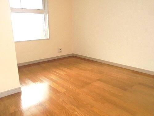 テレパレス船橋三咲Ａ棟2階 洋室　※同タイプ別部屋2025.12撮影