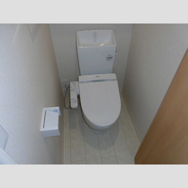 コーラル　A101号室 温水洗浄便座