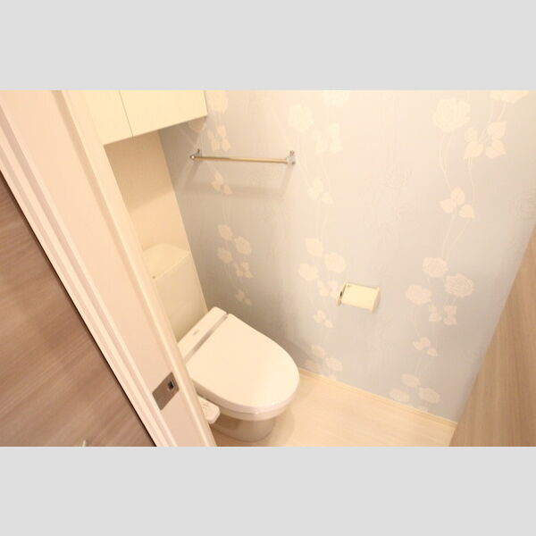 FLAT TENJIN　V トイレは温水洗浄暖房便座!