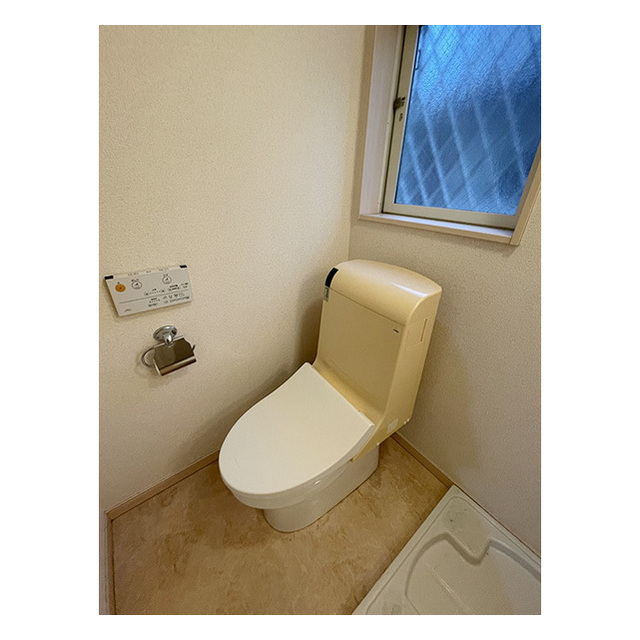 フォレスト久我山103号室 温水洗浄便座