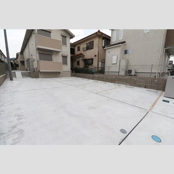 D-room港北203号室 駐車場