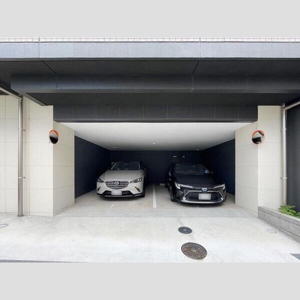 ロイジェントパークス錦糸町 駐車場