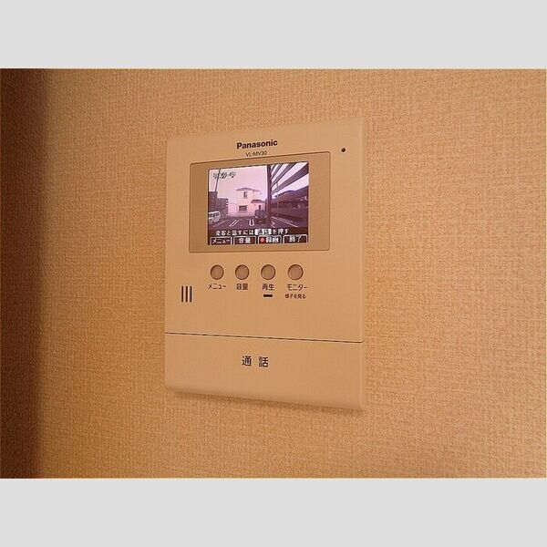 ソシア　A102号室 カラーモニターホン