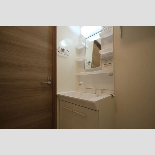 セレスティア六町 洗髪洗面化粧台