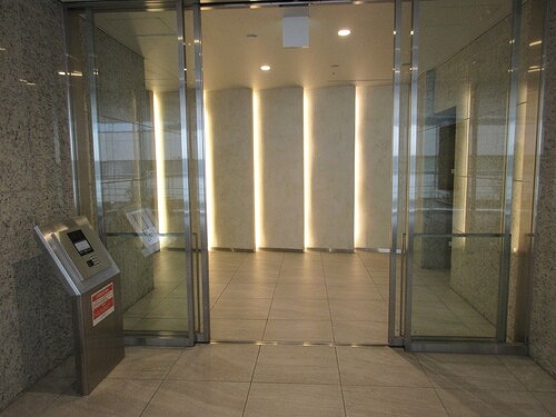 津田沼　ザ・タワー エントランス