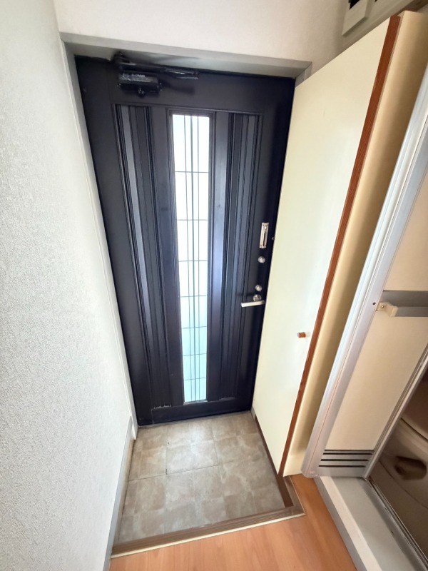 ハイツアルファ 玄関