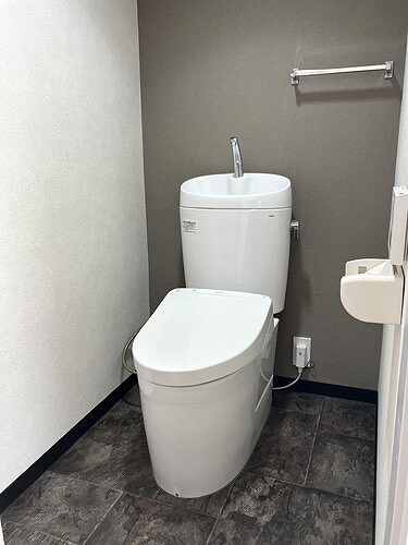 ドミール五番町11階 トイレ