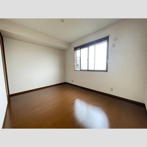 グランモア　A棟102号室 洋室　6帖