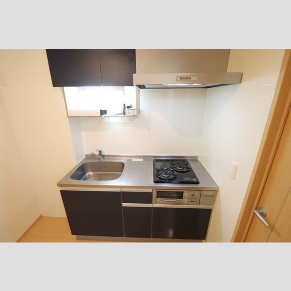 ベルレージュ エム203号室 システムキッチン