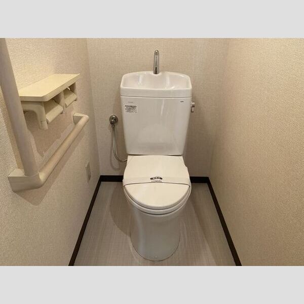 モニュメントスクウェア　参番館 参番館301号室　トイレ