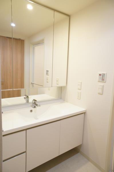 Ｂｒｉｌｌｉａ　ｉｓｔ　三軒茶屋　ブラッサムテラス1階 洗面