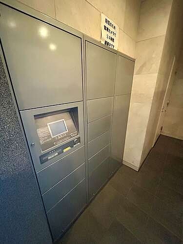 ライオンズシティ錦糸町北斎通り2階 宅配ボックス