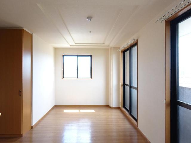 サンハイツ祐光 リビング