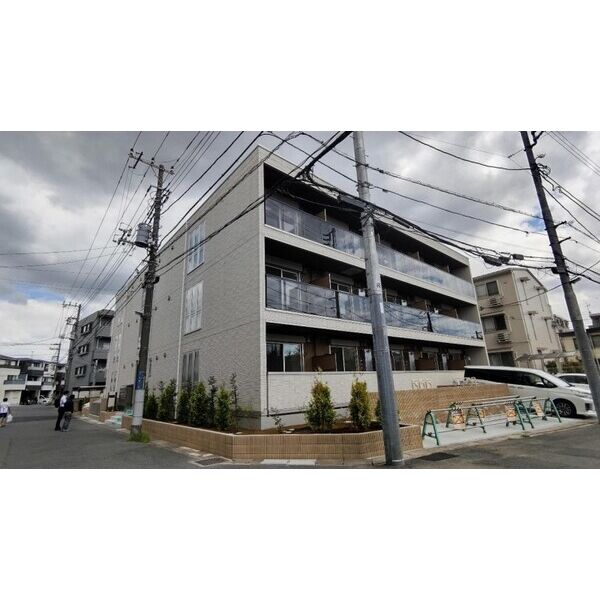 ジェンティーレ・トリヤマⅢの外観画像