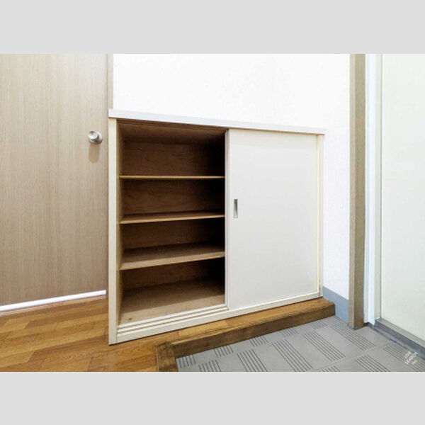 大町ガーデン302号室 靴箱