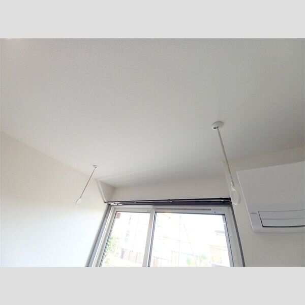 Cerisier Ⅱ203号室 室内物干し