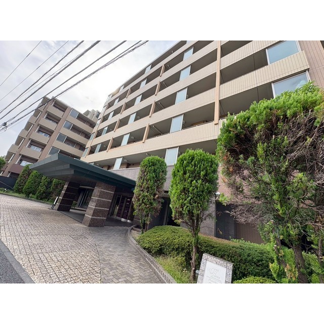 クレストフォルム横浜鶴見ディアガーデンの外観画像