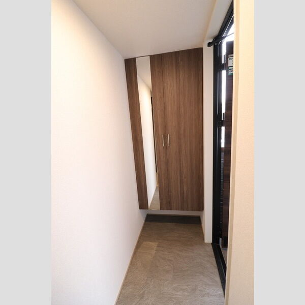 ユートリー　Ⅲ201号室 玄関