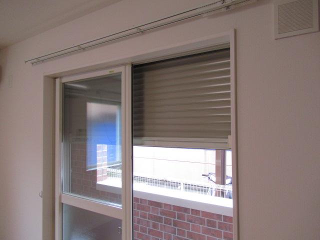 クラルテ 窓シャッター