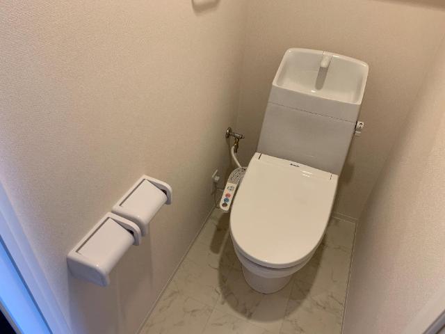 （仮称）小田原市扇町アパート新築工事206号室 シャワー付トイレ（イメージ）