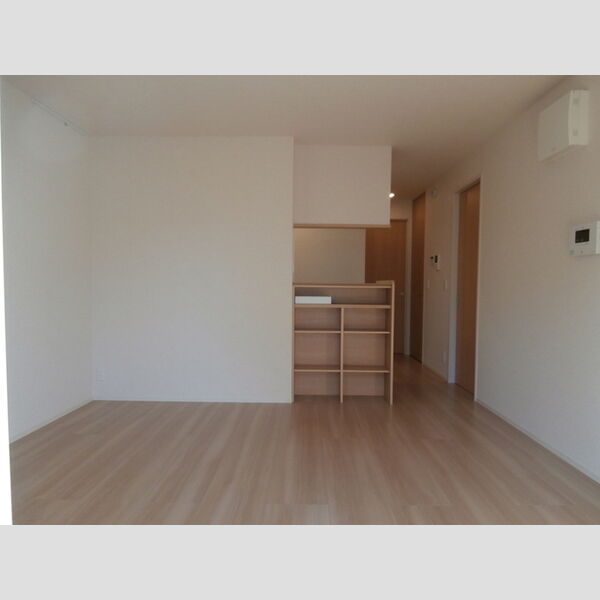 メゾン ド プリュネ　A リビング