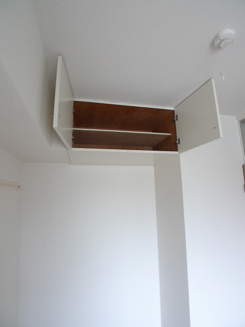 グランシャリオ誠治館 収納