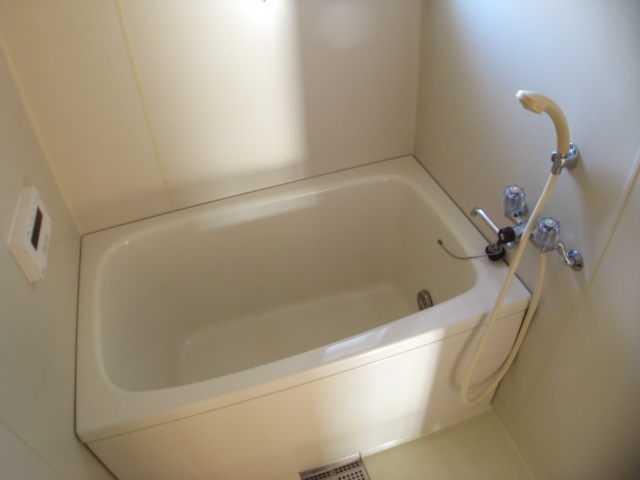 アネックス本郷0103号室 お風呂
