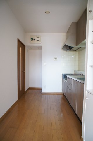 フロイデ勝田台壱番館 お料理しやすいキッチンです