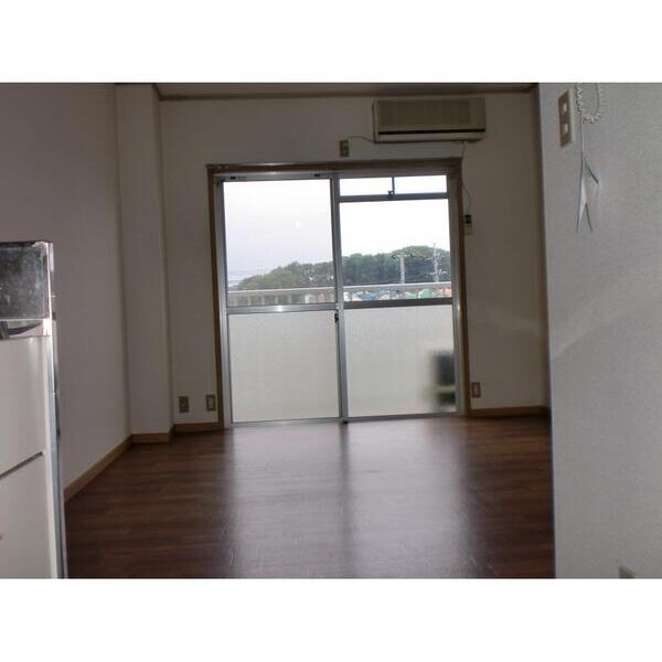 エステートピア黒沢 リビング