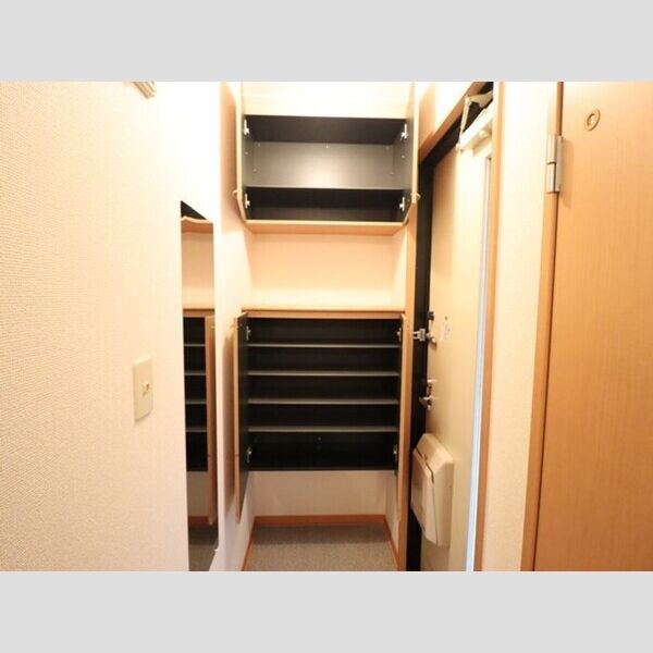 リビングタウン野田　ABC 玄関(ステンレス鏡付き!)