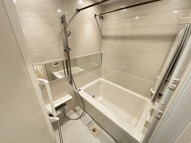 白金台グロリアハイツ　１１０３号室 お風呂