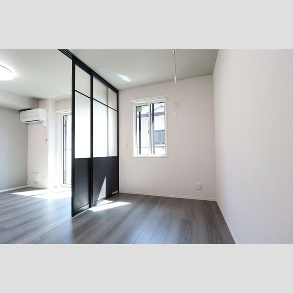 ボア・フォレット102号室 洋室