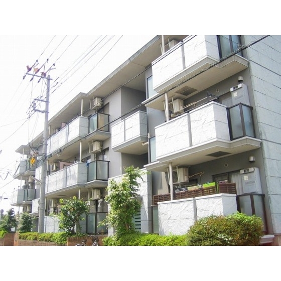 リヴェール仲原1階 外観