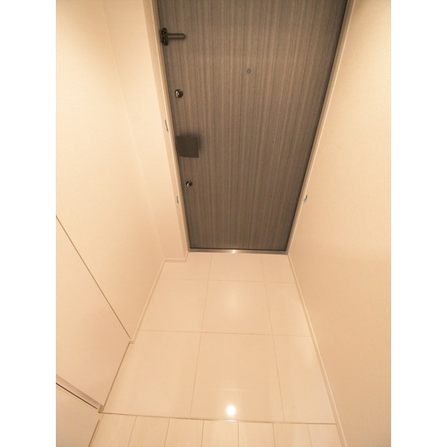 ラクレイス横濱関内0908号室 玄関