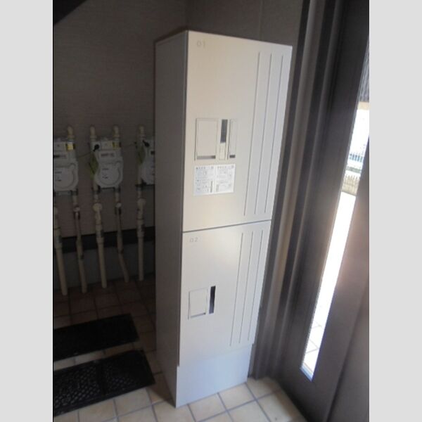 プリーマヴェール　B202号室 宅配ボックス