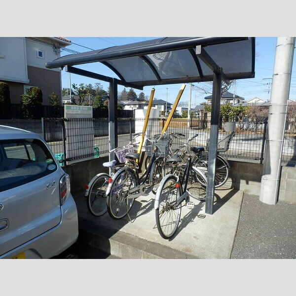 パークレジデンス201号室 駐輪場