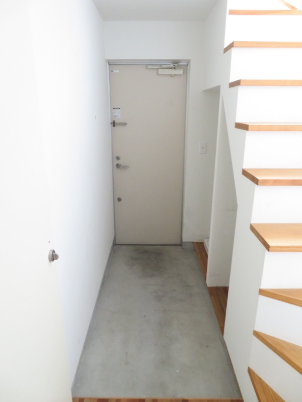 ハウス・カメアリ1階 別のお部屋の写真です