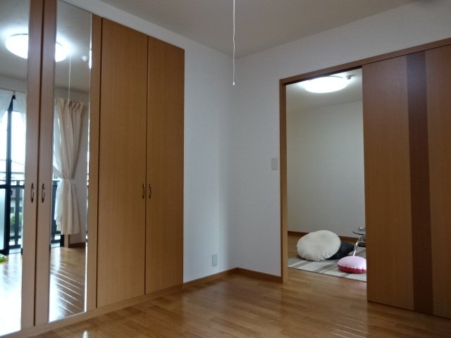 グランドフォレスト 洋室