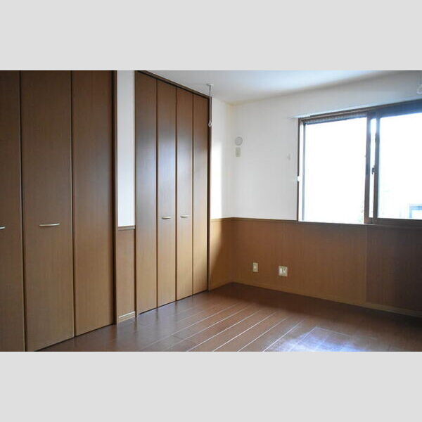 ヴェルデ・パティオ　B102号室 洋室