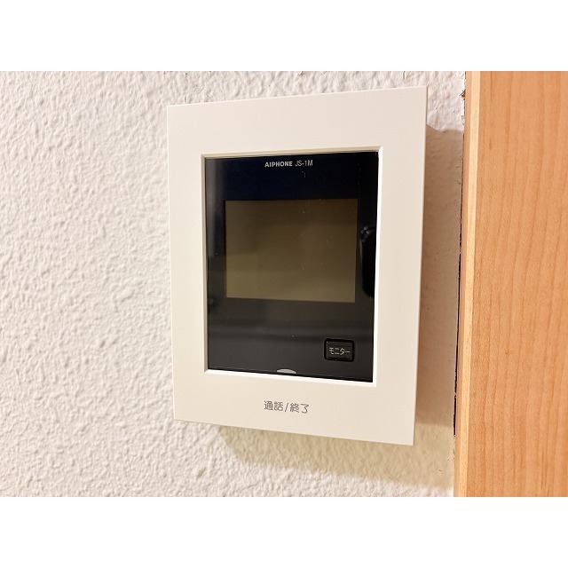 もりのいえ103号室 モニター付インターホン完備♪