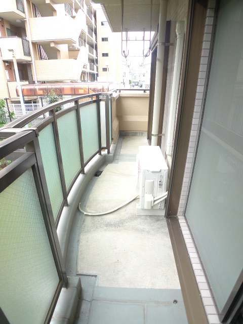 グランシャリオ誠治館0208号室 こちらの写真は同タイプの別の部屋の写真となります。