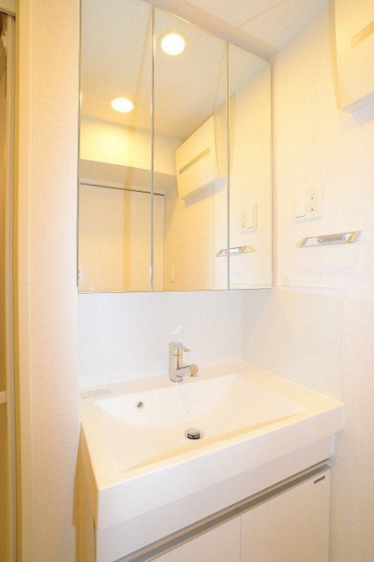 ステージファースト蔵前アジールコート 収納