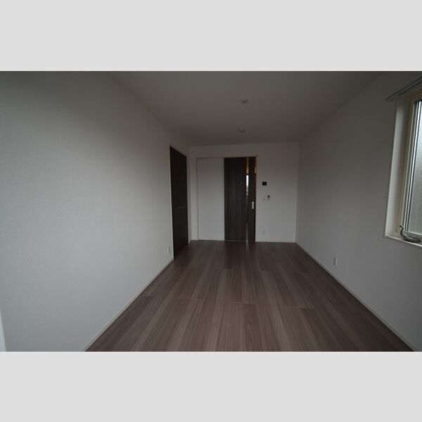 プレシャスコート聖蹟306号室 洋室7.65帖(別アングル)