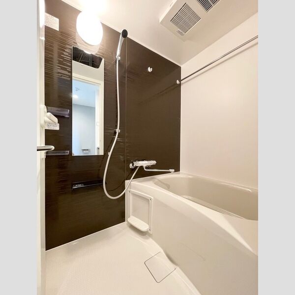 ロイジェント練馬高野台1001号室 バス