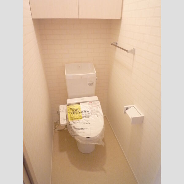 Bright Halu 　west205号室 トイレ